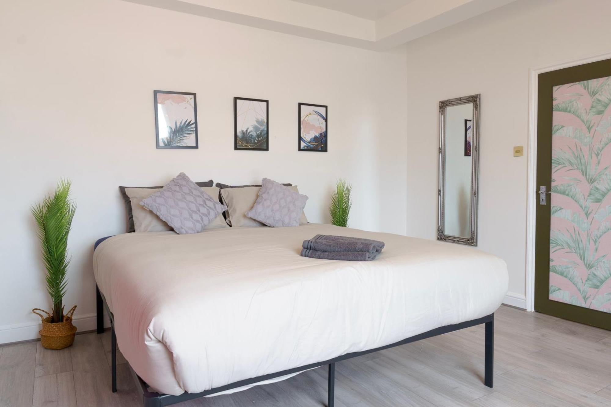 5C- Stylish Urban Retreat - Spacious 2 Bed Flat Londýn Exteriér fotografie